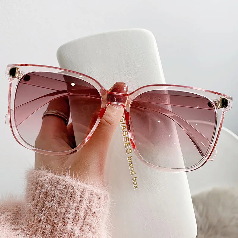 Elegant Oversized Cat-Eye Sunglasses