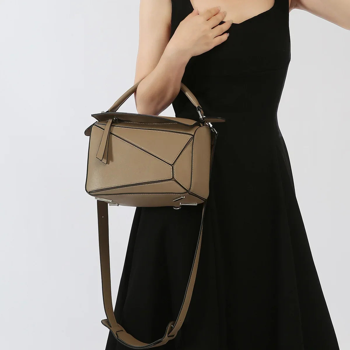 Trendige geometrische Crossbody -Tasche