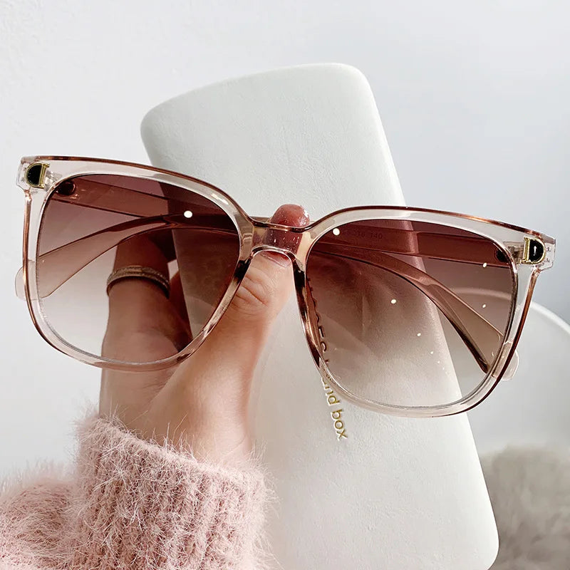 Elegant Oversized Cat-Eye Sunglasses