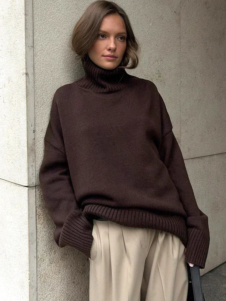 Women's Oversize Winter Vintage Turtleneck