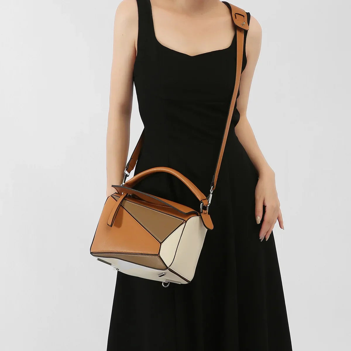 Trendige geometrische Crossbody -Tasche