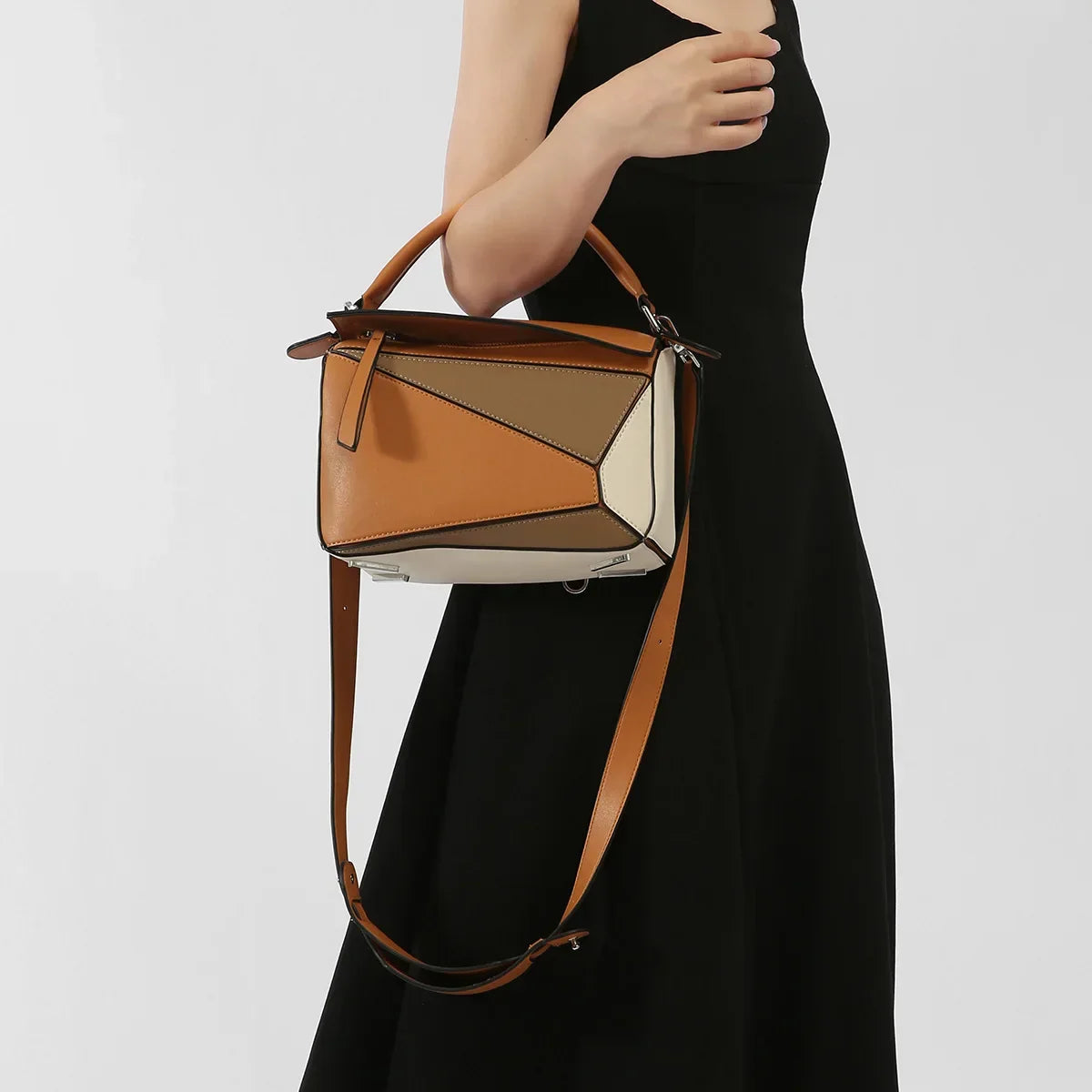 Trendige geometrische Crossbody -Tasche