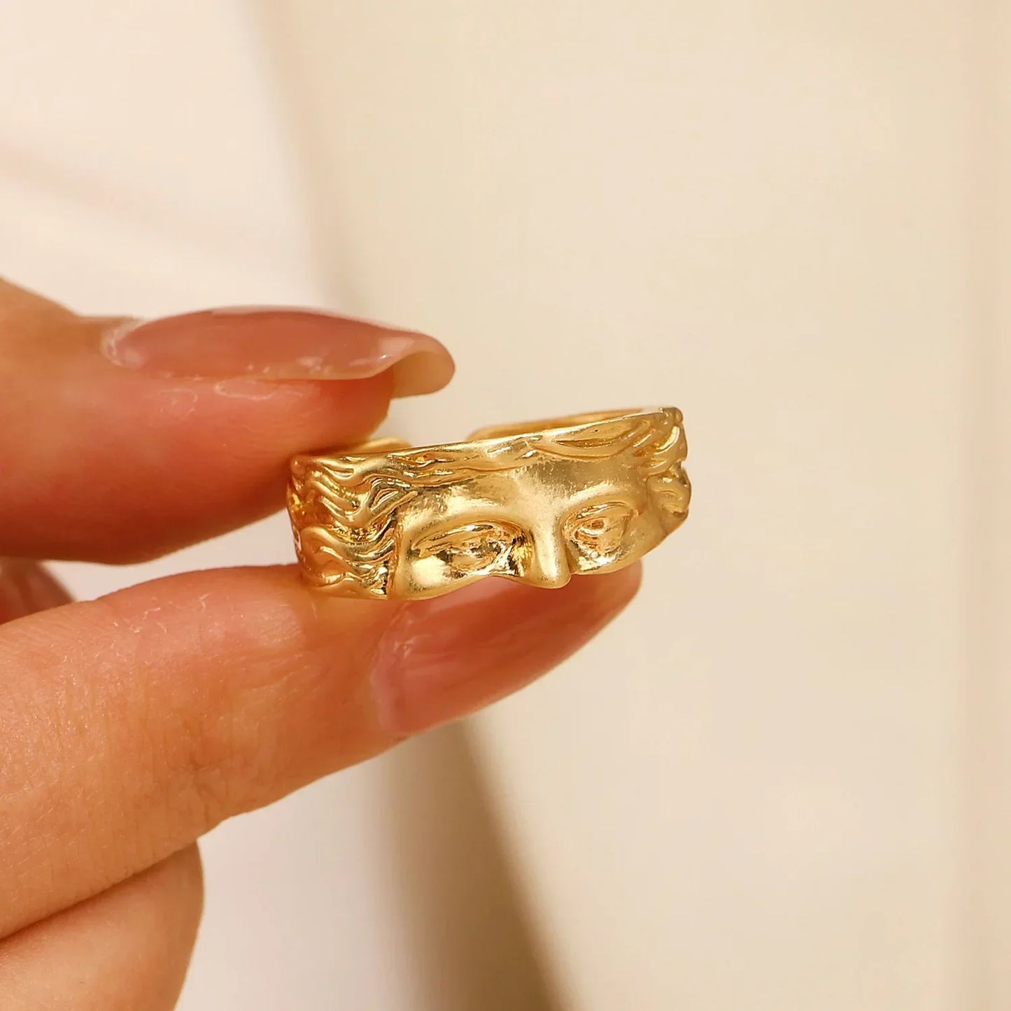 Abstract Face Sculpture Ring