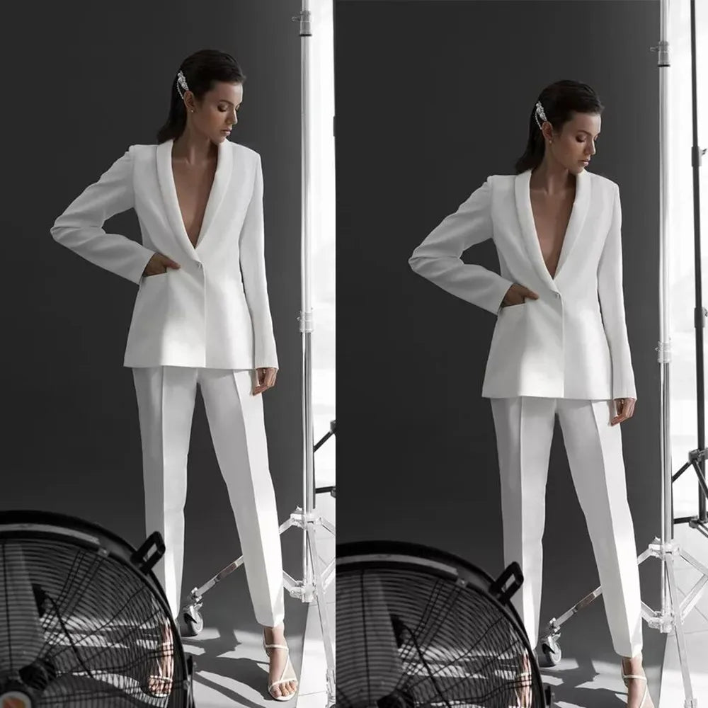 Tailored Elegance White Two-Piece Suit